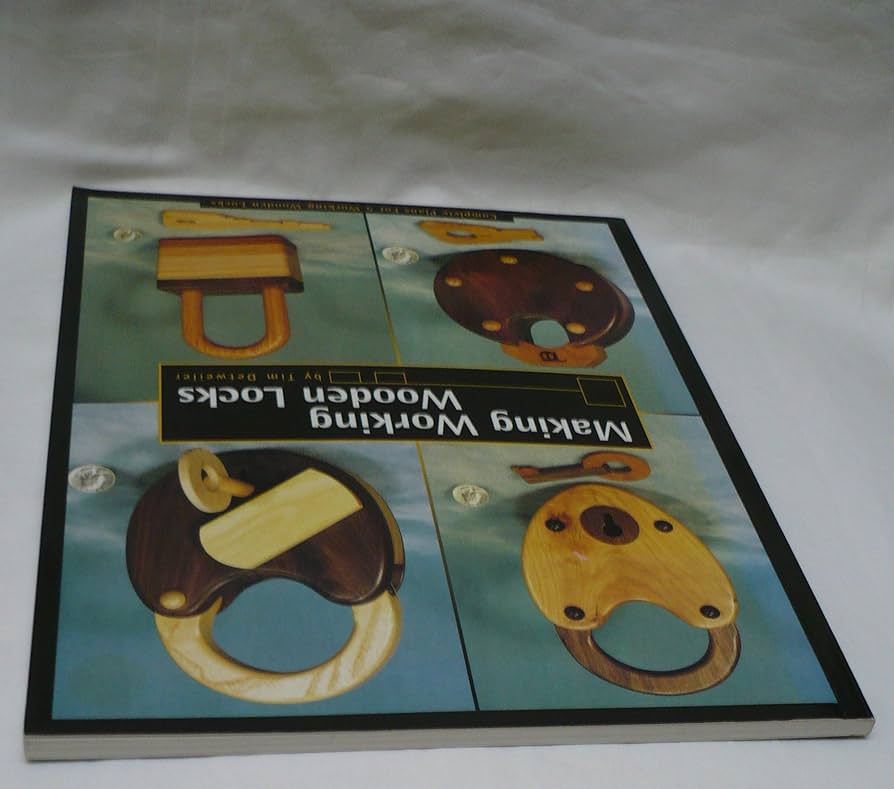 洋書　木製錠前制作本　Making Working Wooden Locks Amazon | Making Working Wooden Locks (Woodworker's Library